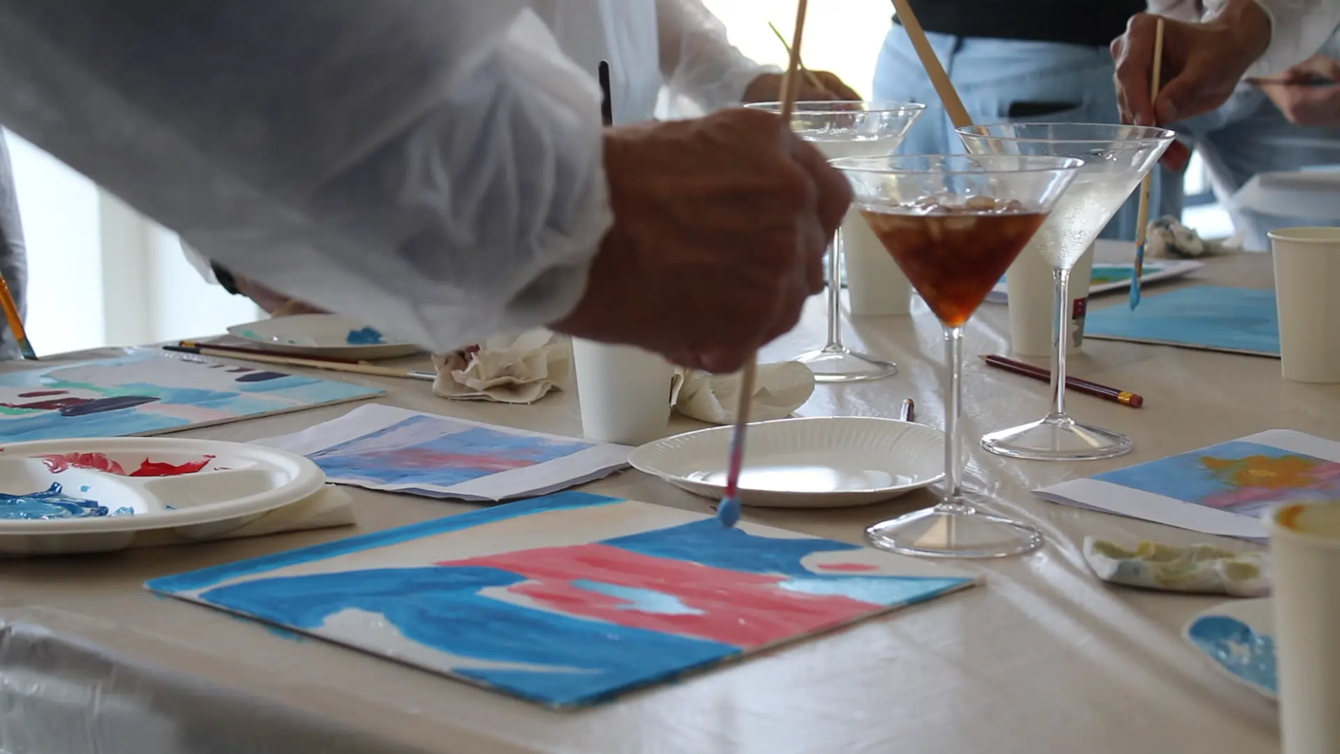 Atelier art et dégustation de vin à Barcelone